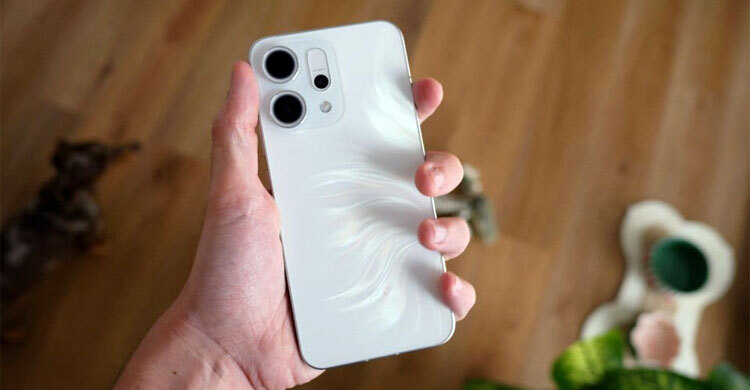 মাত্র ৬.৩২ ইঞ্চি ডিসপ্লের ফোন আনছে অপ্পো