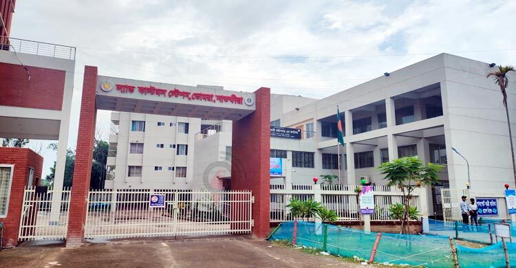 অবকাঠামো সংকটে থেমে আছে ভোমরা বন্দরের উন্নয়ন