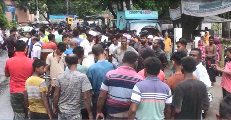 নামাজ পড়ে বাড়ি ফেরার পথে বাসচাপায় বৃদ্ধ নিহত