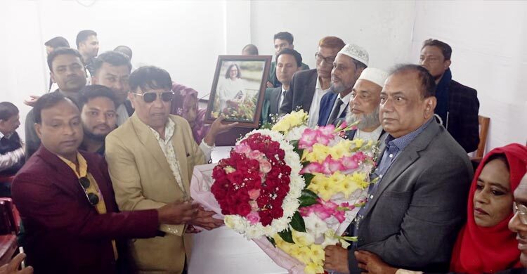 সাতক্ষীরায় নাগরিক ঐক্যের ২১৭ নেতাকর্মীর বিএনপিতে যোগদান