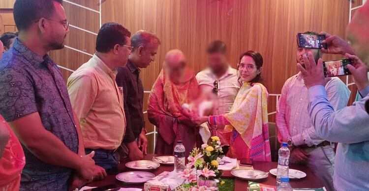 মা-বাবা পেলো মানসিক ভারসাম্যহীন নারীর গর্ভে জন্ম নেওয়া কন্যাশিশু