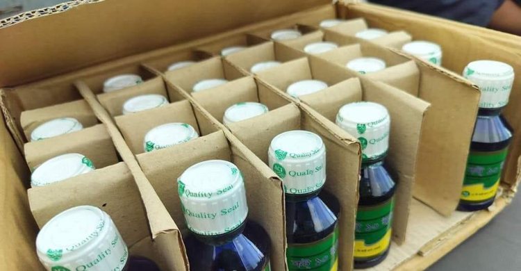 নিষেধাজ্ঞার মধ্যেও সুন্দরবনে চলছে দেদারসে মাছ শিকার