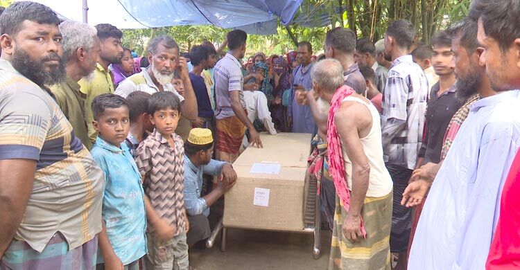 ২৭ দিন পর কফিনবন্দি হয়ে ফিরলেন লেবাননে নিহত দুই প্রবাসী