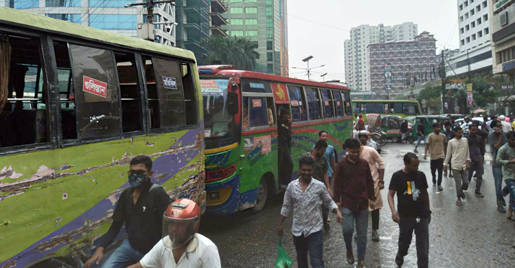 ছাত্রসমাবেশ ও র‍্যালিকে কেন্দ্র করে শাহবাগ-পল্টন এলাকায় যানজট