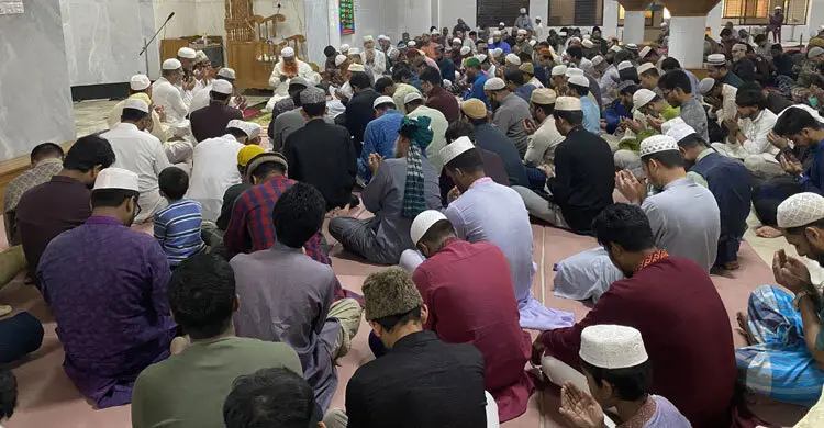 হাদির আত্মার মাগফেরাতে শেকৃবিতে দোয়া