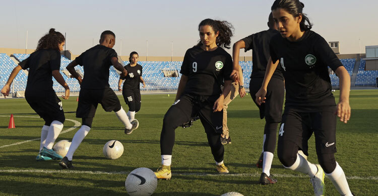 সৌদিতে চালু হচ্ছে শুধু নারীদের খেলা দেখানোর টিভি চ্যানেল