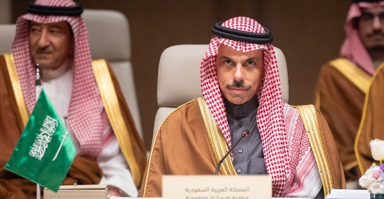 ইরানের বিরুদ্ধে সামরিক পদক্ষেপের হুমকি সৌদি আরবের