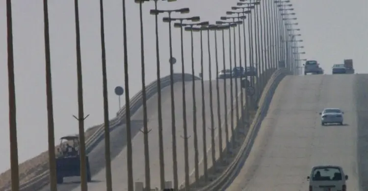 সৌদি আরব ও বাহরাইনকে সংযুক্তকারী সেতু পুনরায় চালু