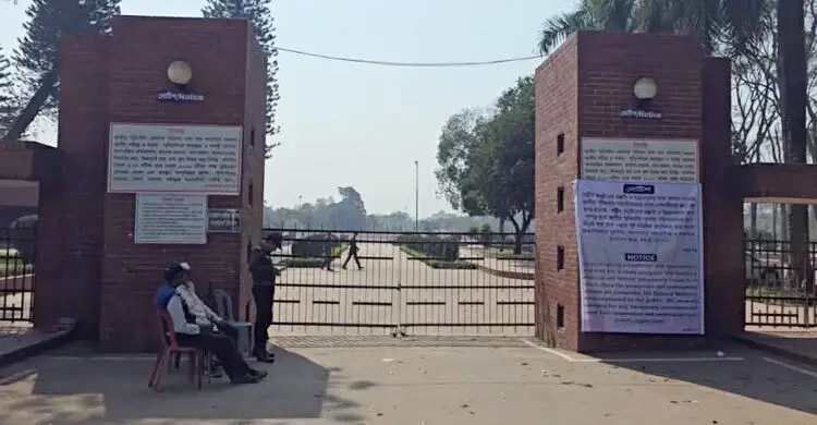 নতুন প্রধানমন্ত্রীর অপেক্ষায় জাতীয় স্মৃতিসৌধ, সাধারণের প্রবেশ নিষেধ