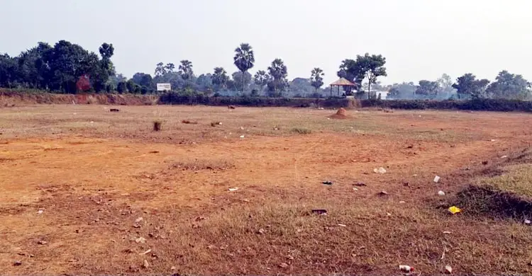 অস্তিত্ব সংকটে গোলাপ গ্রাম, নেপথ্যে আবাসন প্রকল্প