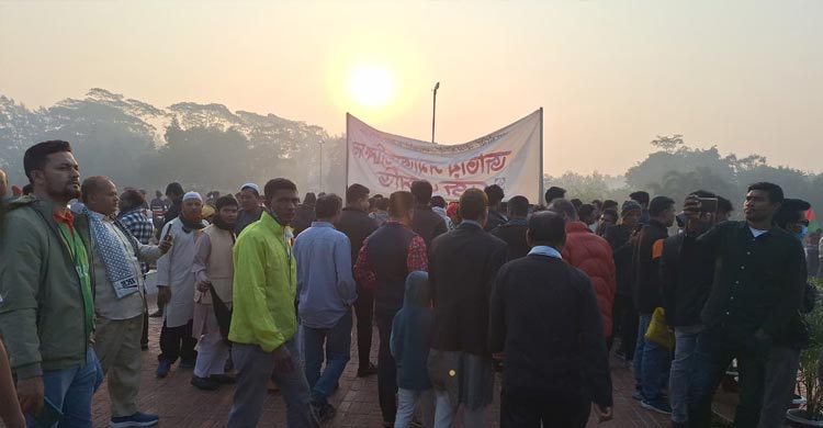 সর্বসাধারণের শ্রদ্ধার জন্য খুলে দেওয়া হলো স্মৃতিসৌধ