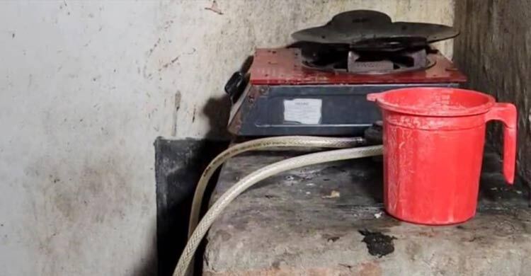 সিলিন্ডারের পাইপে লিকেজ, সিগারেট ধরাতে গিয়ে দগ্ধ দম্পতি