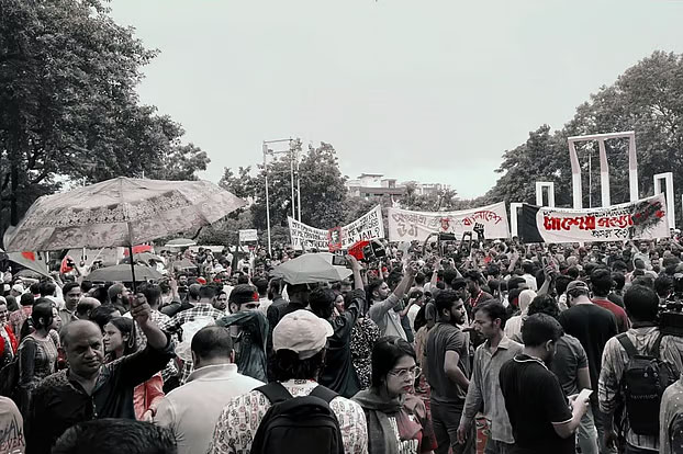 সরকার বাকি স্ক্রিপ্ট থেকে ছবি বানাতে পারে: ফারুকী