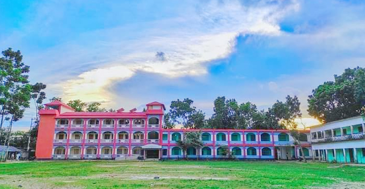 ১৬ লাখ টাকা ঘুস লেনদেনের অভিযোগে নিয়োগ পরীক্ষা স্থগিত