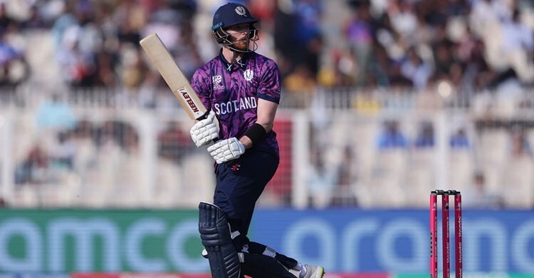 ইংল্যান্ডের বিপক্ষে ১৫২ রানের লড়াকু সংগ্রহ স্কটল্যান্ডের