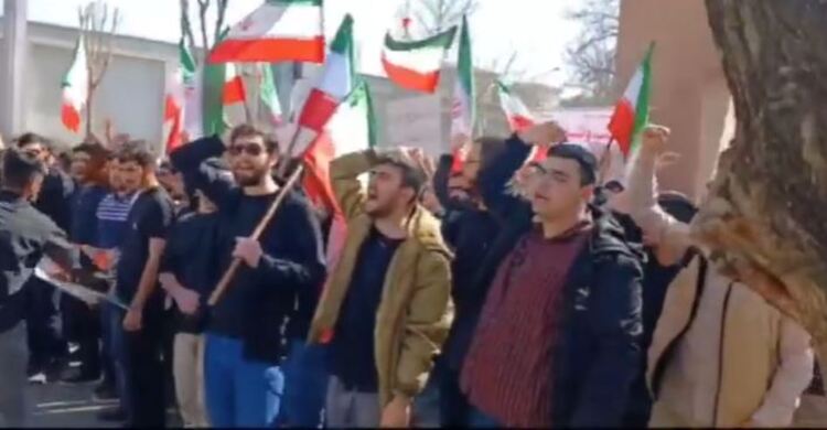 Iran students stage anti-govt protests since deadly crackdown