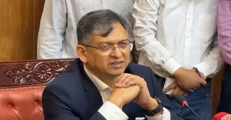মাদক-অস্ত্র ও চাঁ'দা'বা'জি নিয়ে সারাদেশে চলছে যৌথ অভিযান: স্বরাষ্ট্রমন্ত্রী
