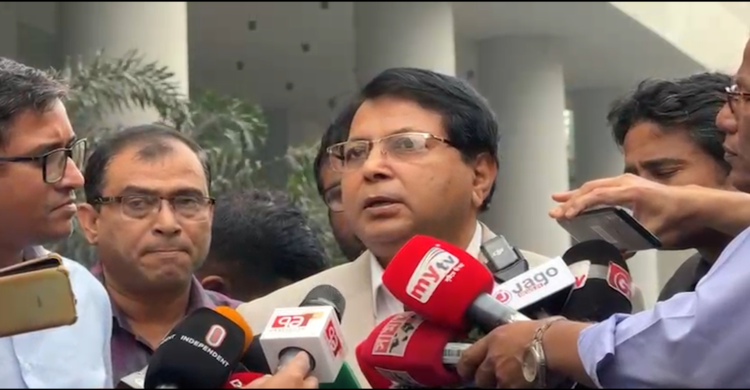 ৬ মাসের মধ্যে নারীদের জন্য ইলেকট্রিক বাস নামানোর নির্দেশ প্রধানমন্ত্রীর