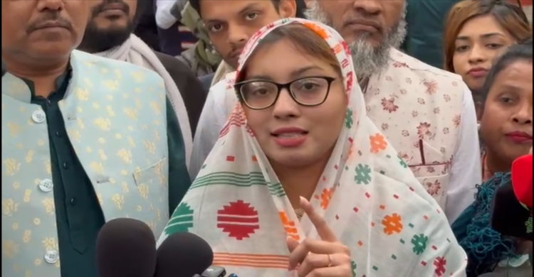 হাদি দেশের ভালোর জন্যই সামনের দিকে এগিয়ে গেছে: মেঘলা আলম