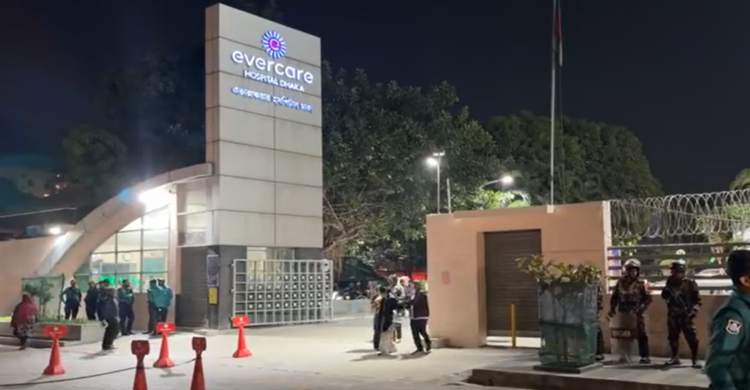 গুলিবিদ্ধ ওসমান হাদির শারীরিক অবস্থার সবশেষ আপডেট