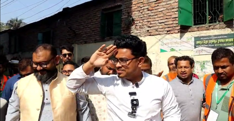 ঢাকা-১৪ব্যারিস্টার আরমানের পক্ষে প্রচারণায় সাদিক কায়েম