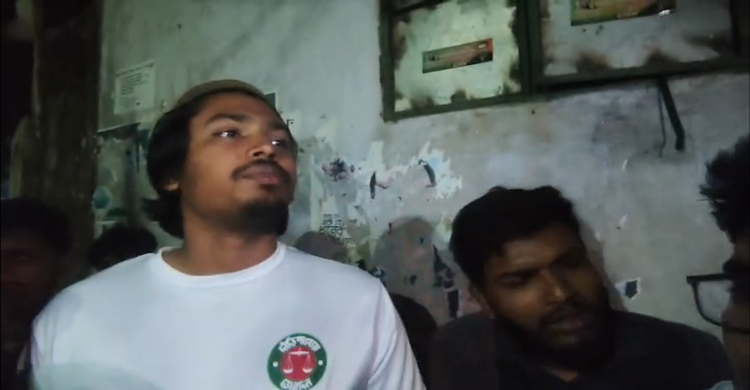 মিরপুরে অ’স্ত্র’সহ জামায়াতের দুই কর্মী জনতার হাতে আটক