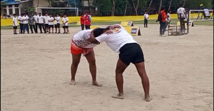 বৈশাখী ক্রীড়া উৎসবে জব্বরের বলি খেলা