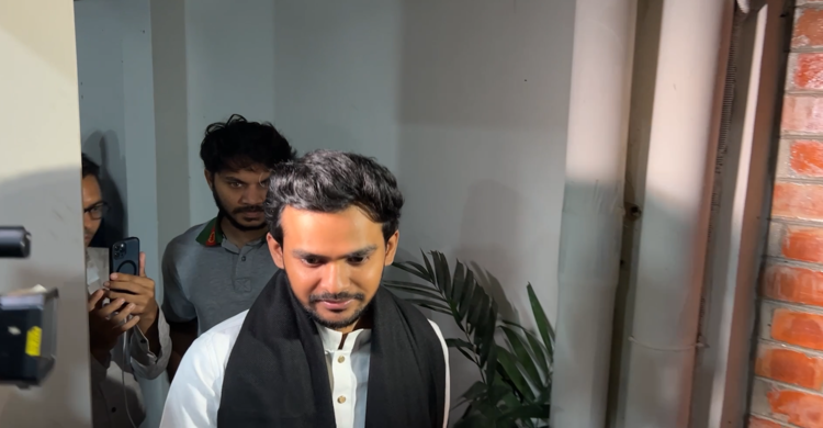 জামায়াতের কেন্দ্রীয় কার্যালয়ে নাহিদ ইসলাম ও আসিফ মাহমুদ