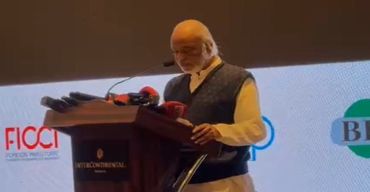 কথা বলছেন ড. আব্দুল মঈন খান