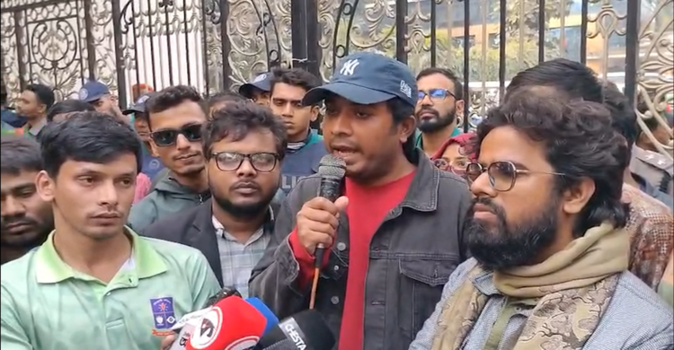 আন্দোলনকারীদের যে আশ্বাস দিলেন প্রাথমিক শিক্ষা অধিদপ্তর