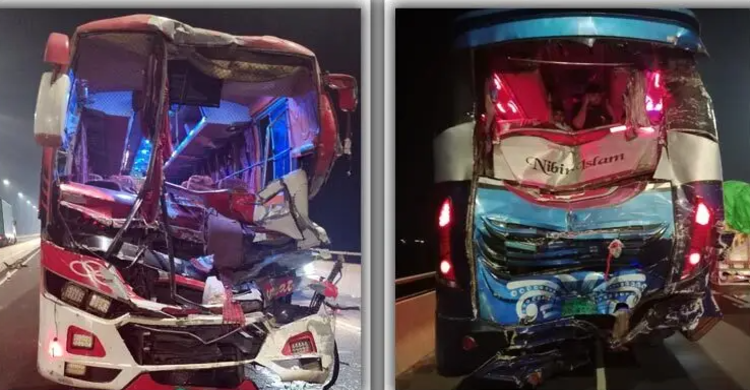 মাঝরাতে পদ্মা সেতুতে ভয়াবহ বাস দুর্ঘটনা