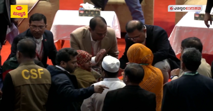 চেয়ার ছেড়ে জুলাই আহতদের স্বজনদের কাছে গেলেন তারেক রহমান