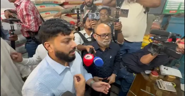 ভোক্তা অধিকার ও ইশরাক হোসেনের যৌথ বাজার তদারকি