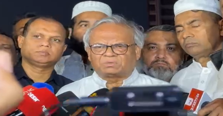 কথা বলছেন রুহুল কবির রিজভী