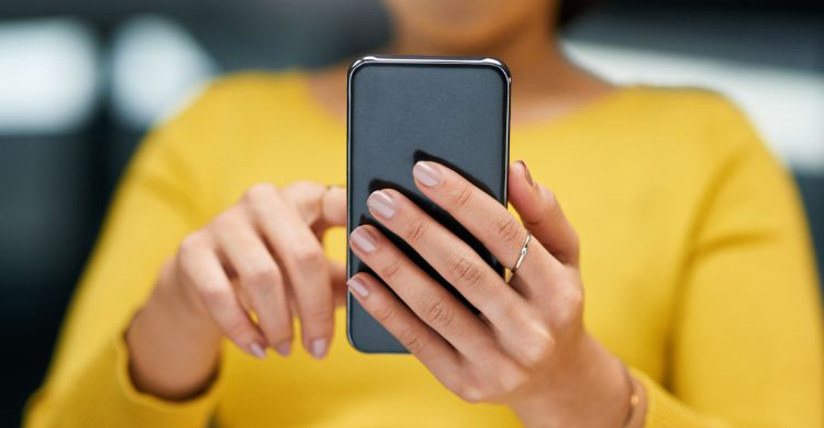 অনলাইনে ভিডিও স্ক্রলিং আপনার একঘেয়েমি বাড়িয়ে দেয়, বলছে গবেষণা