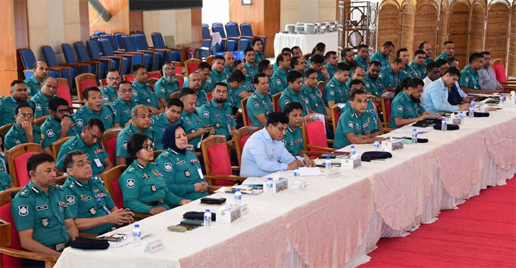 আমলযোগ্য অপরাধের ঘটনায় অবশ্যই মামলা নিতে হবে: ডিএমপি কমিশনার