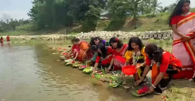 খাগড়াছড়িতে উৎসবের জোয়ার হারি বৈসু ও বিঝুতে মেতেছে পাহাড়