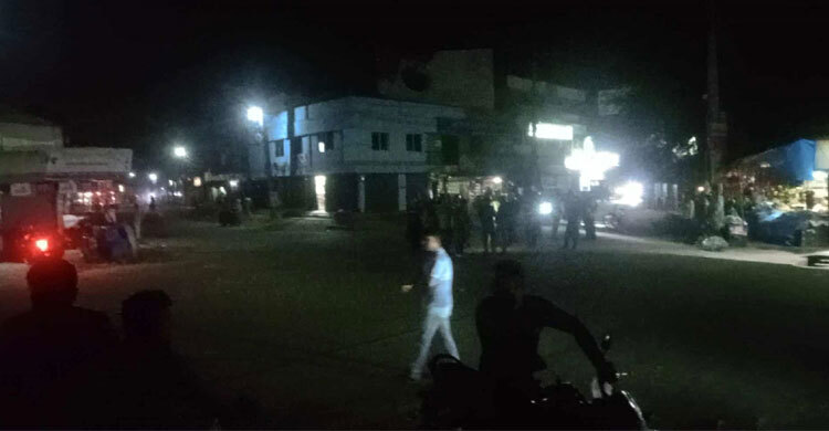 এক প্রেমিকা নিয়ে ছাত্রদলের দুই গ্রুপের সংঘর্ষ, আহত ৭