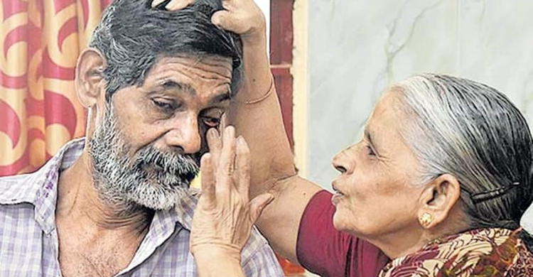 বাবা-মার উপযুক্ত জায়গা বৃদ্ধাশ্রম!
