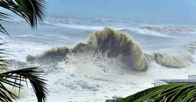 ‘Montha’ intensifies into severe cyclonic storm