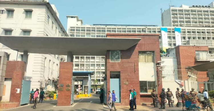 ৯ মন্ত্রী-উপদেষ্টা-প্রতিমন্ত্রীর এপিএস হিসেবে নিয়োগ পেলেন যারা