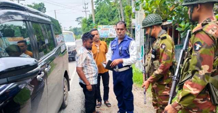 যৌথবাহিনীর অভিযানে ৪৫৬ গাড়ি তল্লাশি, ২২ মোটরসাইকেল জব্দ
