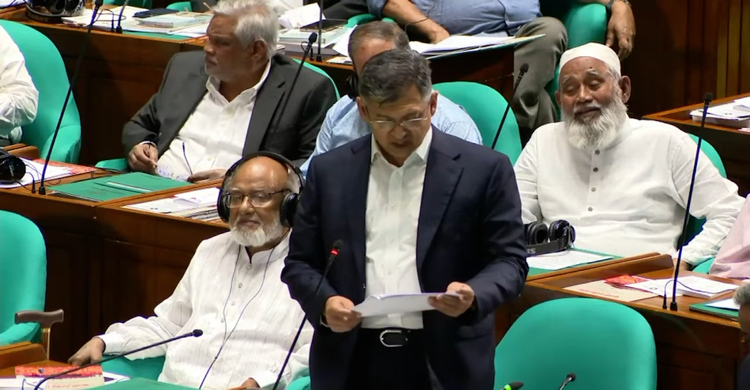 আমি বক্তব্য না দিলেই অনেকে খুশি হন: স্বরাষ্ট্রমন্ত্রী