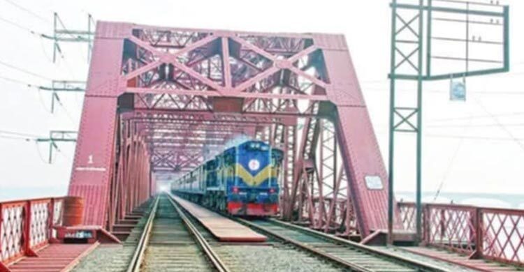 হার্ডিঞ্জ ব্রিজের পাশেই হচ্ছে নতুন রেলসেতু