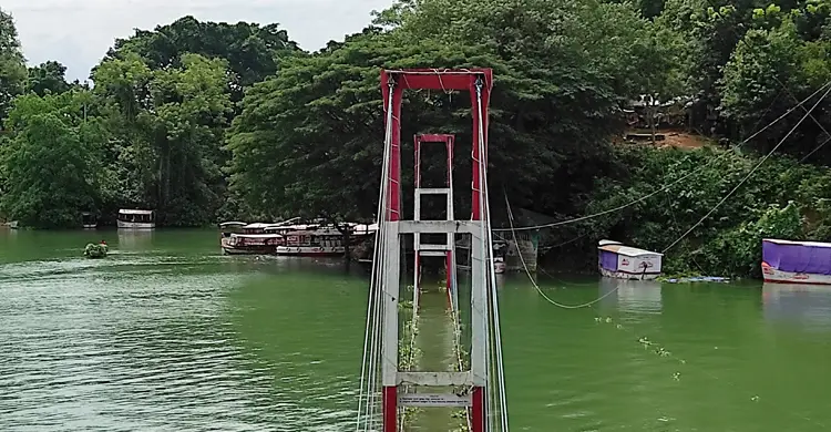 ৩ মাস পর ভেসে উঠলো রাঙ্গামাটির ঝুলন্ত সেতু, কাল থেকে উন্মুক্ত