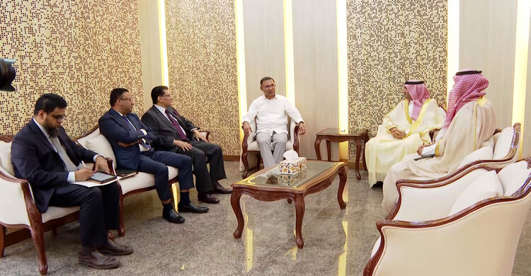 প্রধানমন্ত্রীর সঙ্গে সৌদি রাষ্ট্রদূতের সাক্ষাৎ