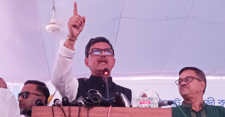 দেশে আগুন সন্ত্রাসীরা জায়গা পাবে না: খালিদ মাহমুদ