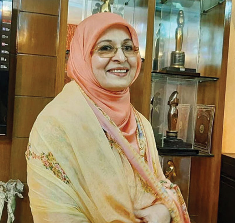 স্কুলের গণ্ডি পেরোতে না পারলেও সিনেমার রানি শাবানা