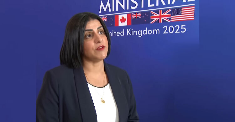 UK asylum seekers to face 20-year settlement wait