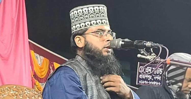 ঘুমের মধ্যে সাপের কামড়ে জামায়াত নেতার মৃত্যু